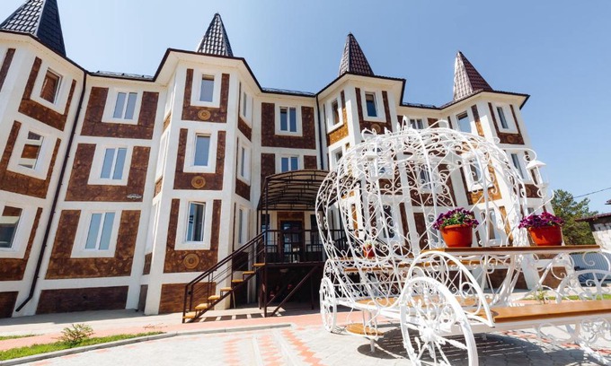Goryachinsk Hotel | Belaya Kareta