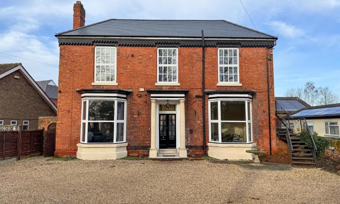 Brigg Hotel | Beldon House
