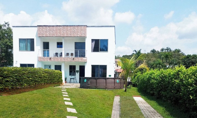 Flandes House | Bella Casa Para Descanso en Condominio - Melgar