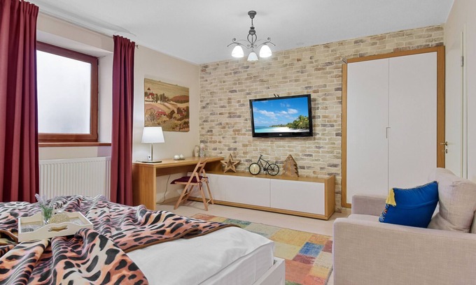 Brasov City Centre Apartment | Bella Studio near the Black Church Brasov