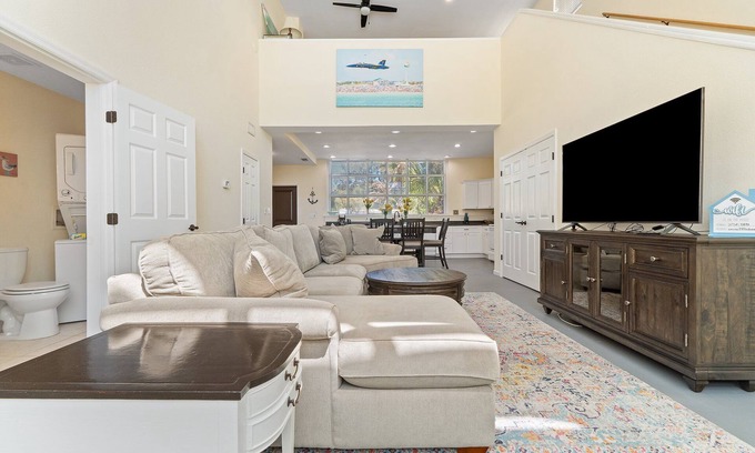 Ono Island House | Bella Villa Loft Suite- Conveniently located near NAS!