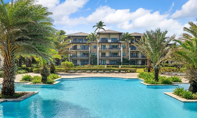 Herreras Villa | Bella Villa | Oceanfront Luxury 3 Bedrooms Villa