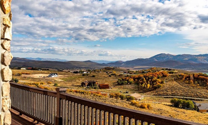 Silver Summit House | Bella Vista Estate Sleeps 21