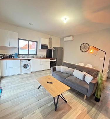 Moneteau Apartment | Bella Vista, parking gratuit, 5 min Auxerre