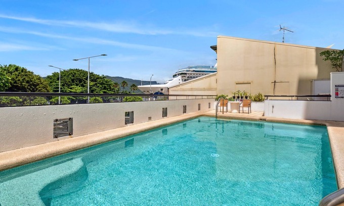 Cairns Central Business District Apartment | Belle Escapes 702 CBD Apartment with elevated City and Water Views