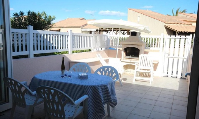 Portiragnes-Plage Villa | Belle villa climatisée 4-5 couchages 2 terrasses piscine commune parking dans résidence sécurisée 200m de la mer LRMA45