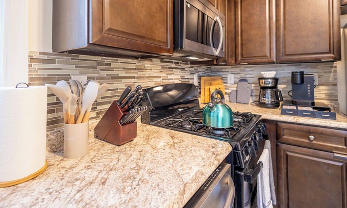 Forest Hill Apartment | Belleville 3 Bed, Pets OK, Parking, Laundry, Fenced-In Yard, Fire Pit