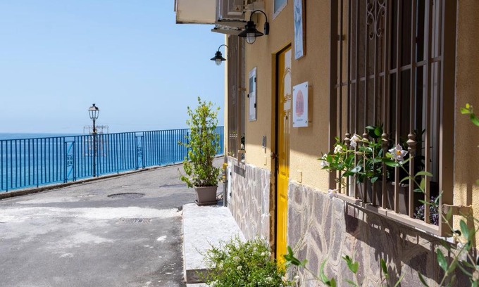 Marina Di Camerota Bed & Breakfast | BelMa' Aparthotel and Rooms