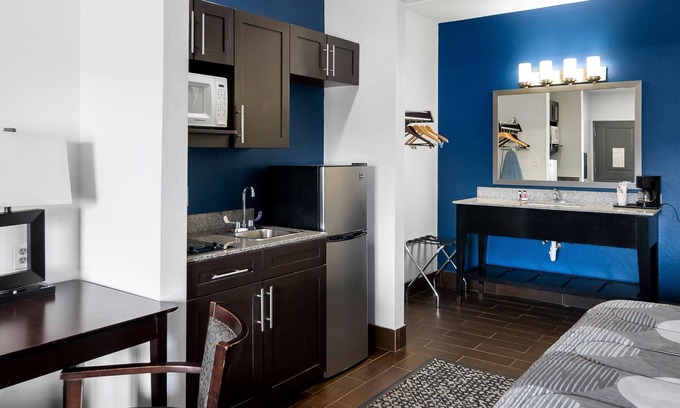 Tatum Hotel | Belmont Inn and Suites