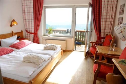 Waldeck Hotel | BELVEDERE - das BIO HOTEL Garni & SuiteHotel am Edersee ! Unser Geschenk für Sie, auch die GästeCard GrimmHeimat!