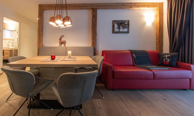 Mareo Apartment | Belvilla by OYO Chourchevel -Lux Alpine