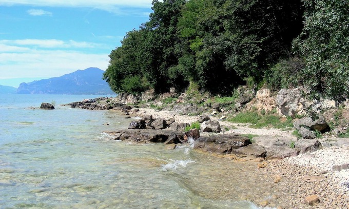 Crociale House | Belvilla by OYO Attractive residence on Lake Garda