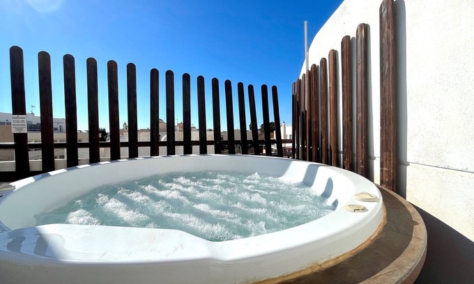 Carboneras Apartment | Belvilla by OYO Ãtico con jacuzzi en Carboneras