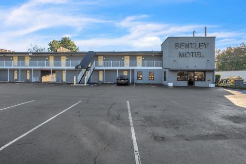 Linden Hotel | Bentley Motel