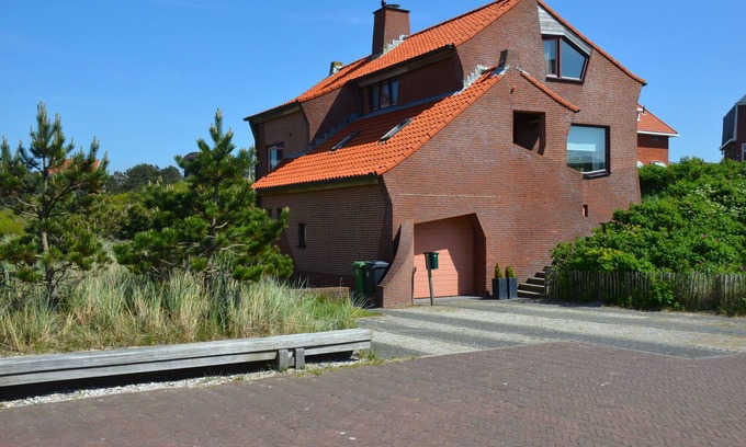 Bergen aan Zee House | BERGEN AAN ZEE: beautiful, large holiday home near the beach! Only 2 min. walk