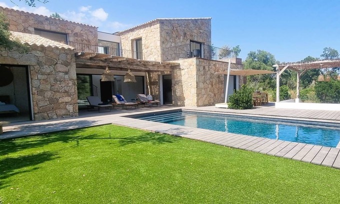 San-Gavino-di-Carbini House | Bergerie Piana d'architecte neuve, 8 pers, piscine chauffée, 10 min plage