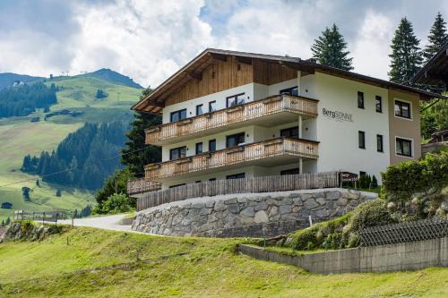 Vorderlanersbach Apartment | Bergsonne