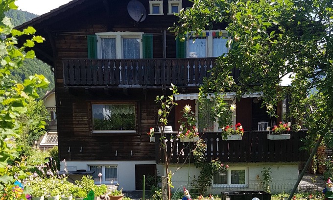 Glarus Sued House | Berheimat - silence and simplicity