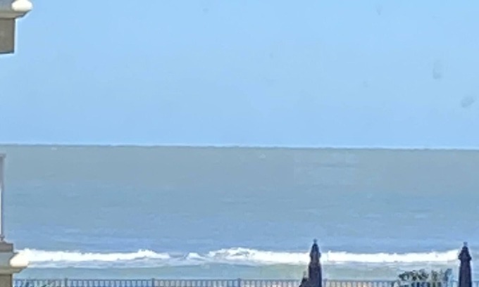 Indian Shores Cottage | Best deal on the beach/sleeps 6/All New/Gulf views!/55 inch TV