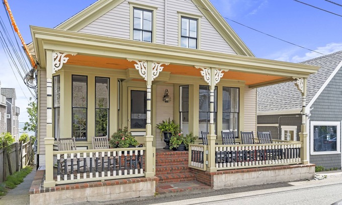 Provincetown House | Best Porch in PTown!