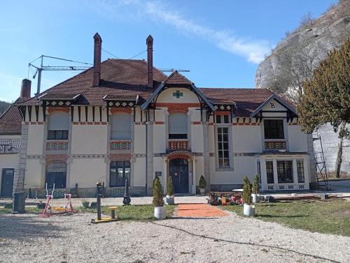 Lods House | Best Price #B "LE SCHISTE" 7x room