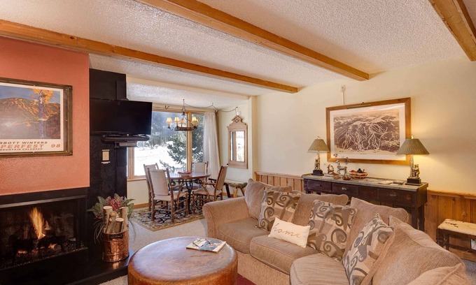 Copper Mountain Village Condo | Best Value for Your Money in Ctr Vlg! Gorgeous Sky Chutes view. Free Pkg & WiFi