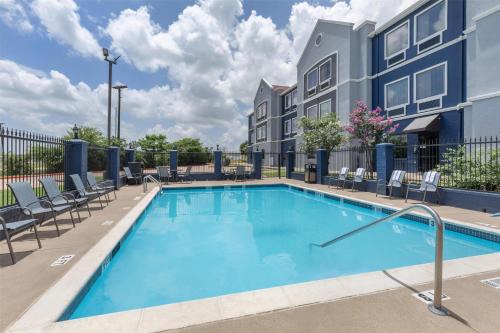 Corsicana Hotel | Best Western Executive Inn