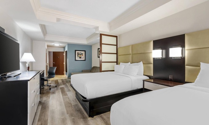 North Little Rock Hotel | Best Western Plus JFK Inn & Suites