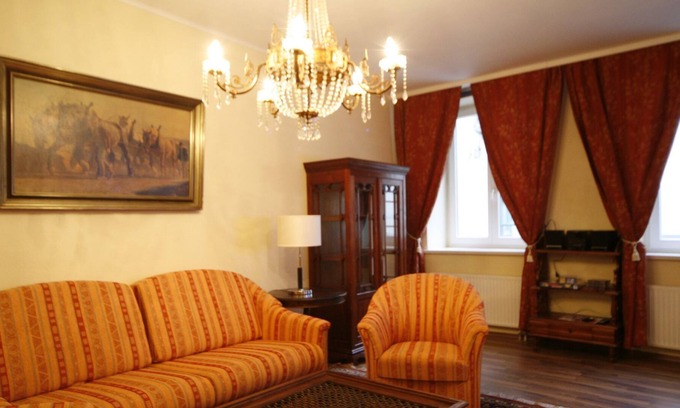 Luebeck Old Town Apartment | Bethsy (An der Untertrave 106; 2. OG) - Apartments on Holstentor