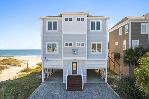 Ocean Isle Beach House | Betty Lou