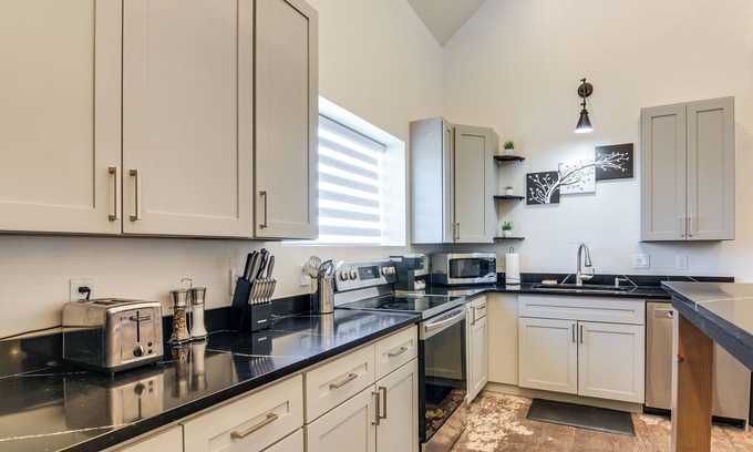 Hatch Cottage | Between Bryce Canyon & Zion: Hiker's Paradise!