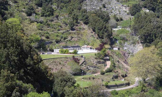 Lento House | Between Ile Rousse and Corte village house with swimming pool