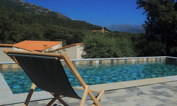 Valle-di-Mezzana House | Between sea and mountains, find peace and quiet in one of our villas