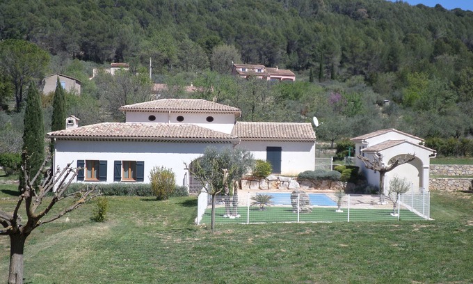 Draguignan Villa | Between the Mediterranean and the Verdon gorge.