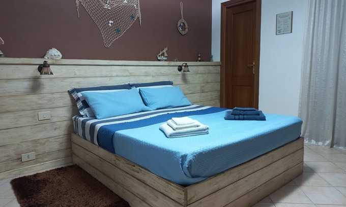 Zona XXX Castel Fusano House | Between the sea and the Eternal City, Guest room 'Sottocoperta'