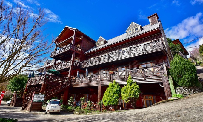 Ren'ai House | Beverly B&B