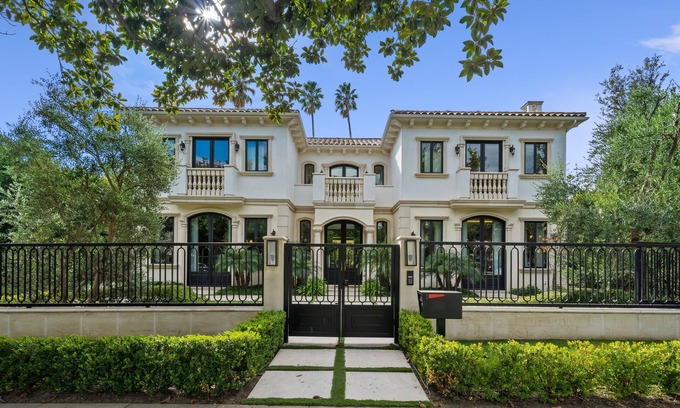 The Flats Villa | Beverly Hills Flats Estate with Movie Theater, Indoor Pool, Billiards & Sauna