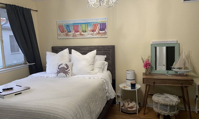 Beverly Hills Condo | Beverly Hills perfect location for surgery stay or Rodeo shopping