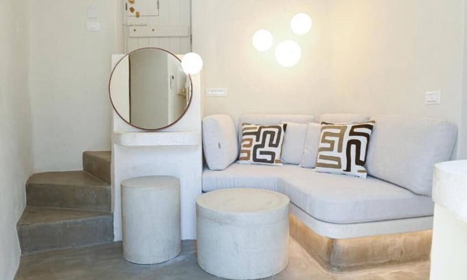 Vothon Apartment | BH073 - C - Suite Santorini