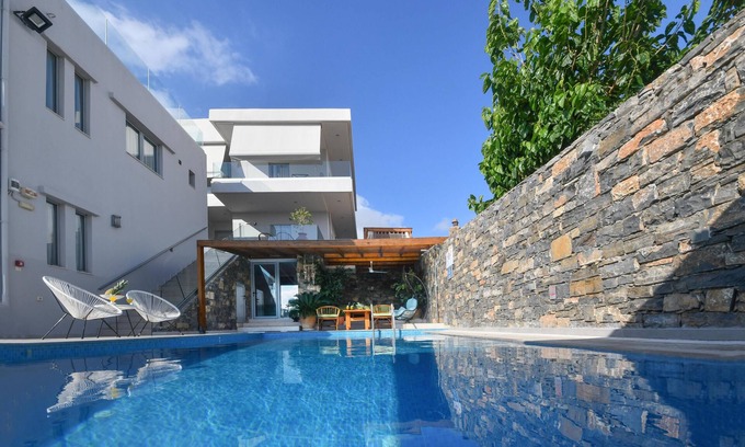 Pilalimata House | BH105 - R- Suites Makry Gialos