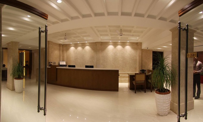 Guruvayur Hotel | Bhasuri Inn Guruvayoor