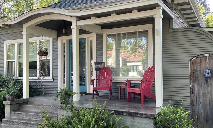 Chico House | Bidwell Bijou: Luxurious home 1 block from Bidwell Park & Downtown.