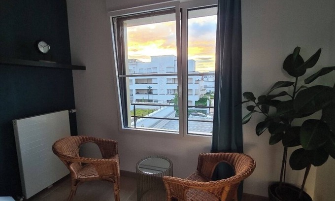 Serris Apartment | BIENVENUE!