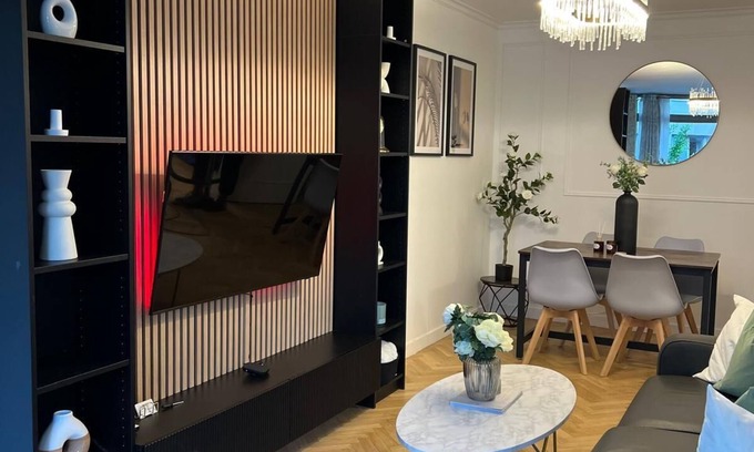 Clichy Apartment | Big apartment, fully equipped, excellent for familly and long stay in Paris