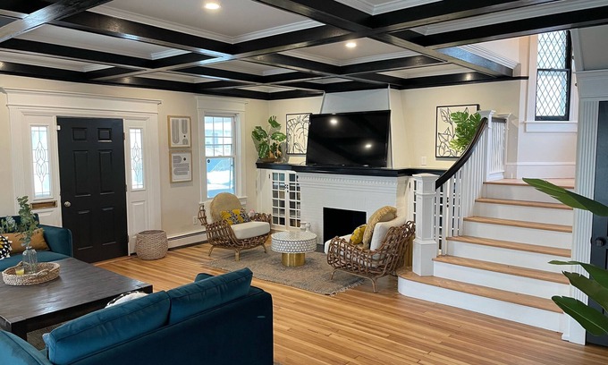 Atlantic City House | Big beautiful beach house - Sleeps up to 17 people