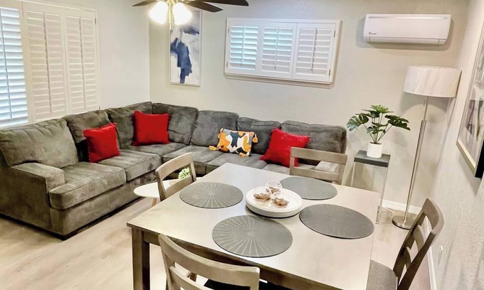 El Paso Apartment | Big Family? 3 Apartments, A+B+C, Enchanted, Cozy