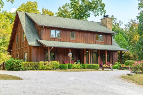 Nashville House | Big Sky Cabin
