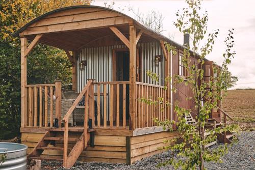 Pembridge House | Big Sky Hideaway