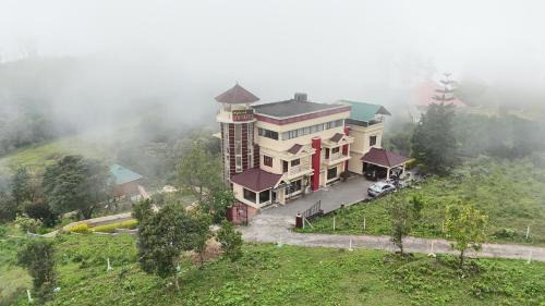 Elappara Resort | Biglaand Dew Castle