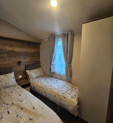 Great Houghton Resort | Billing Aquadrome Holiday Park Fishing Lakes